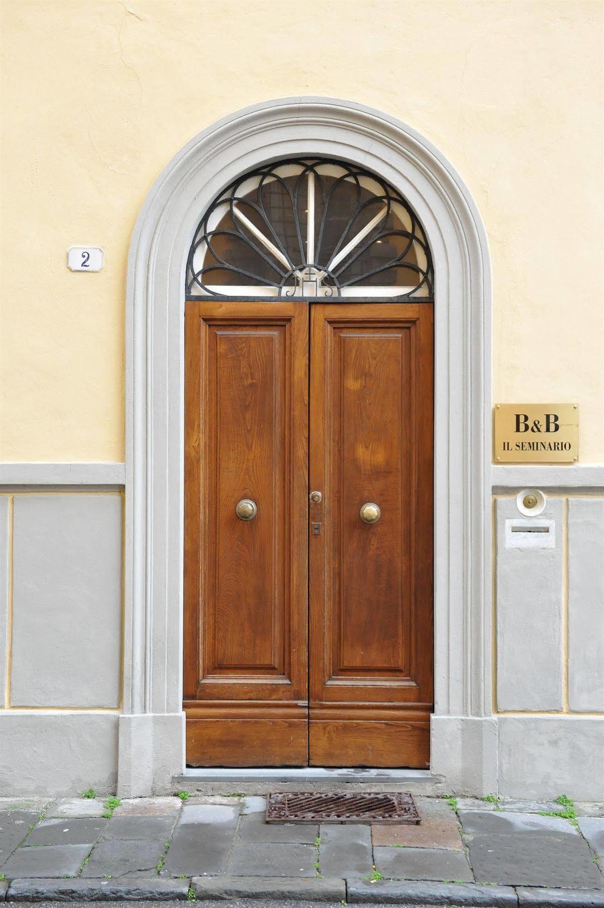 B&B Il Seminario Лука Екстериор снимка